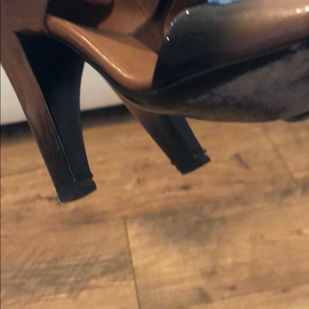 Prada Heels - Picture 5 of 9